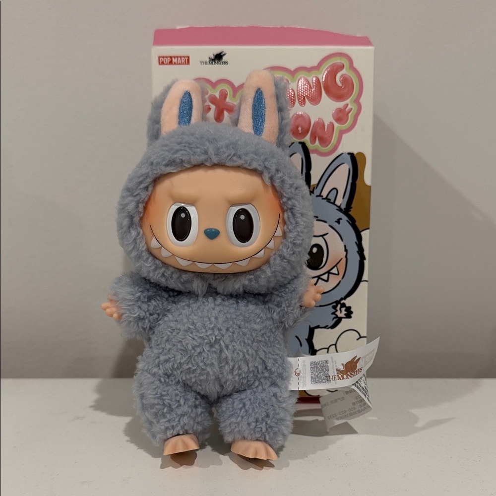 Genuine Pop Mart Labubu, exciting macaron series, sea salt coonut